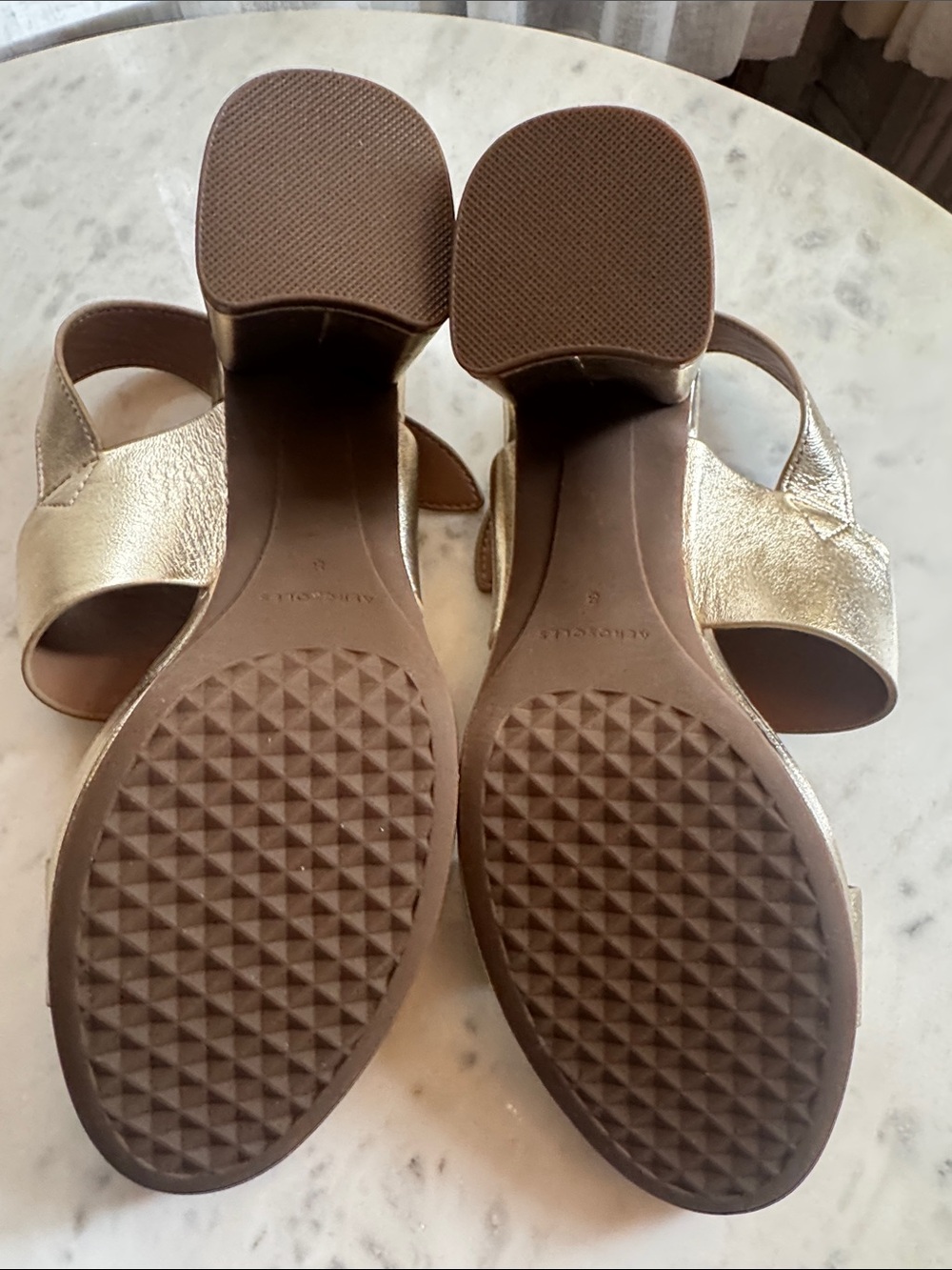 Aerosoles Camera Gold - Picture 7 of 11